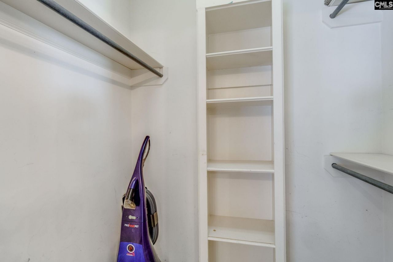 2 Woodshaw Court  Photo 19