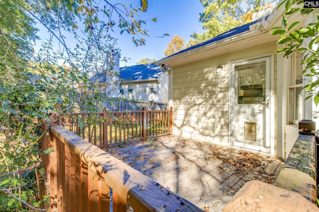 2 Woodshaw Court  Photo 26