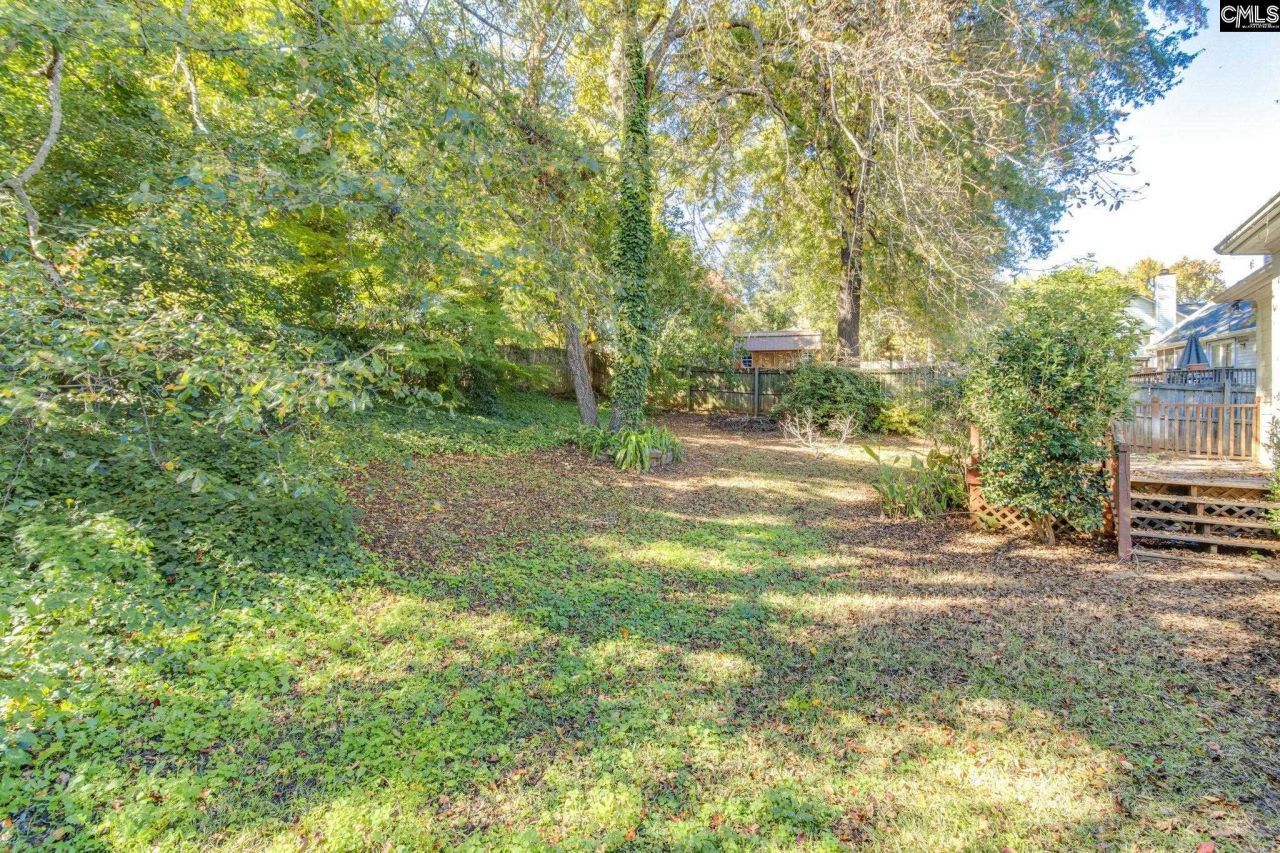 2 Woodshaw Court  Photo 28