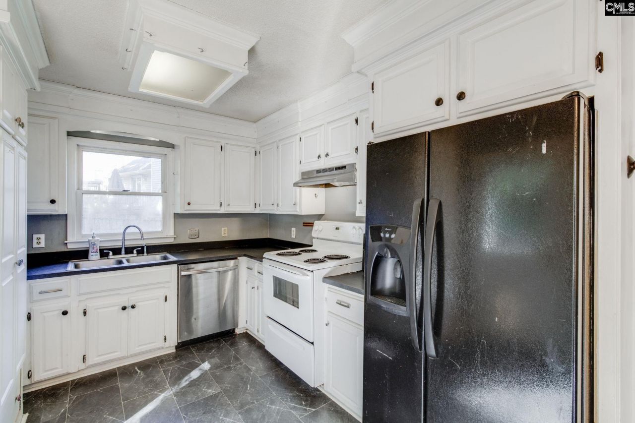 2 Woodshaw Court  Photo 9