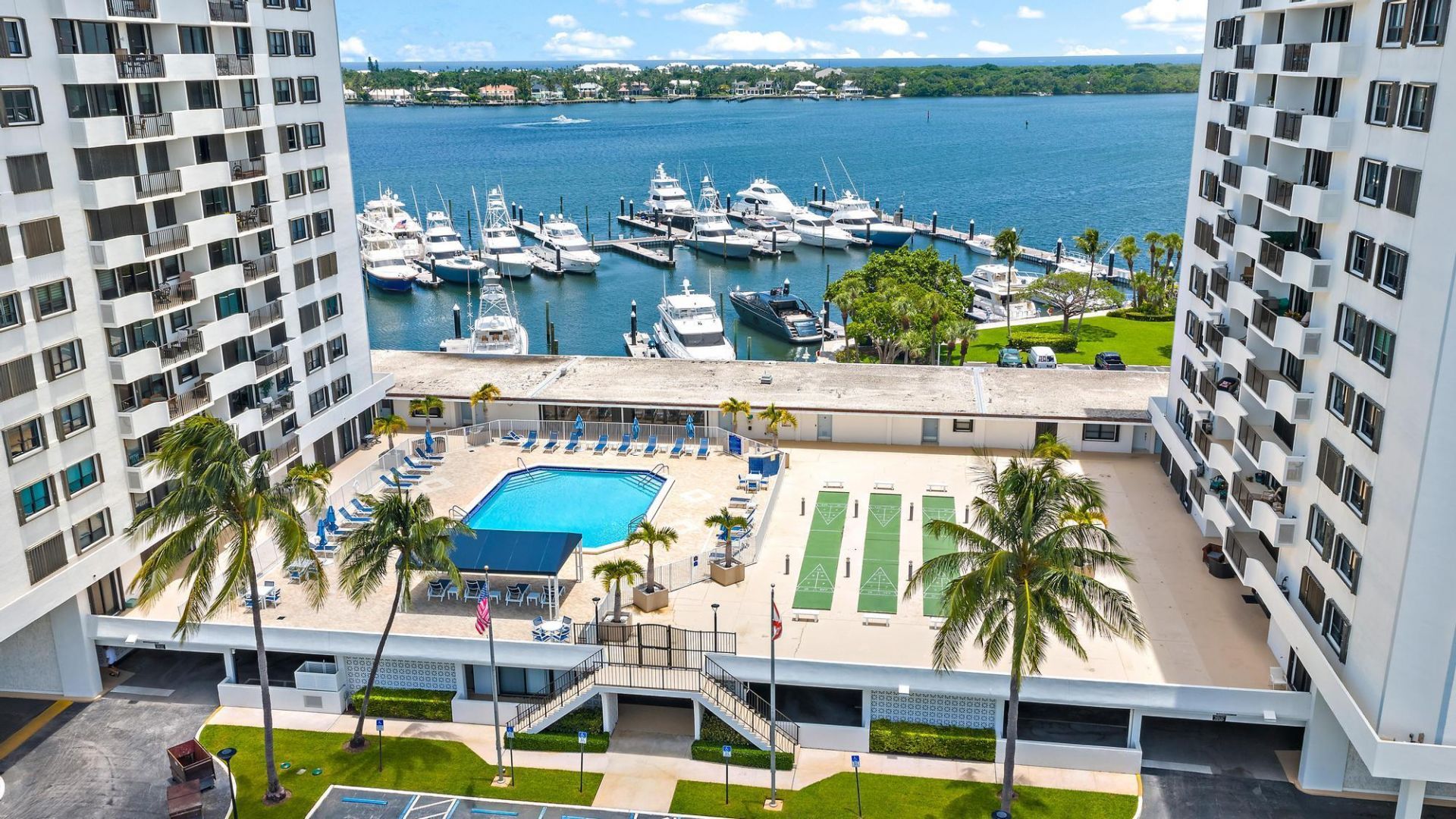 1200 Marine Way, Unit 915 (ph7), North Palm Beach, FL 33408 Photo