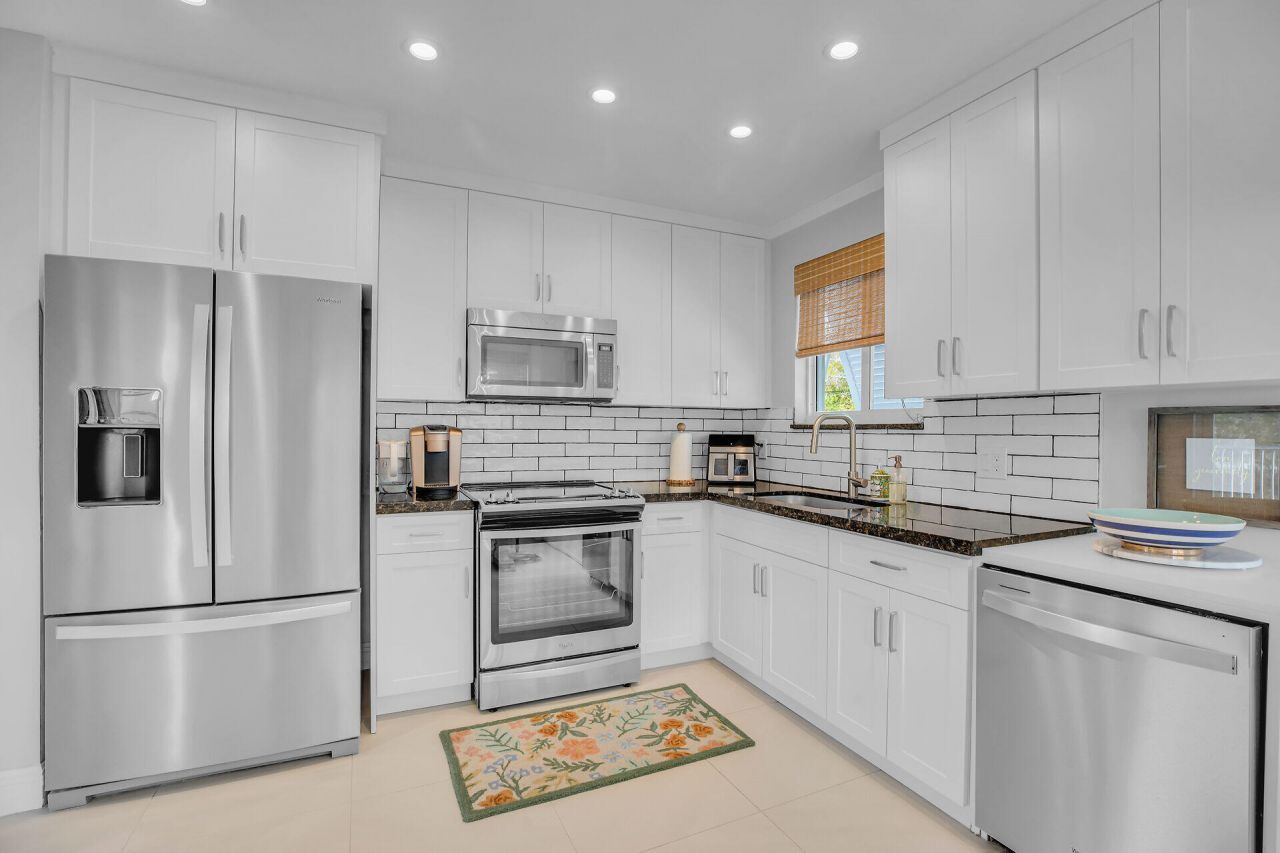 128 Dove Avenue, Tavernier, FL 33070 Photo