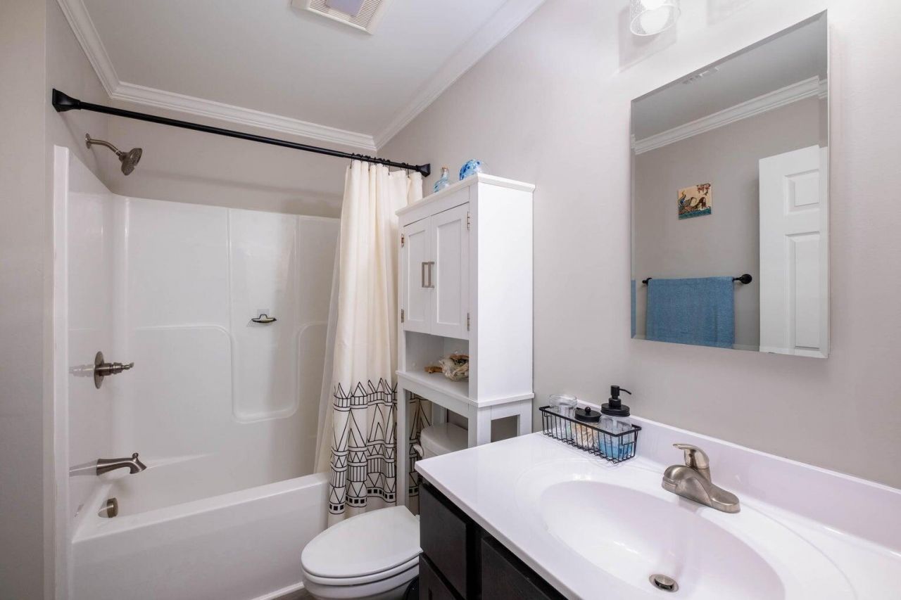 142 Airstream Lane, Tavernier, FL 33070 Photo