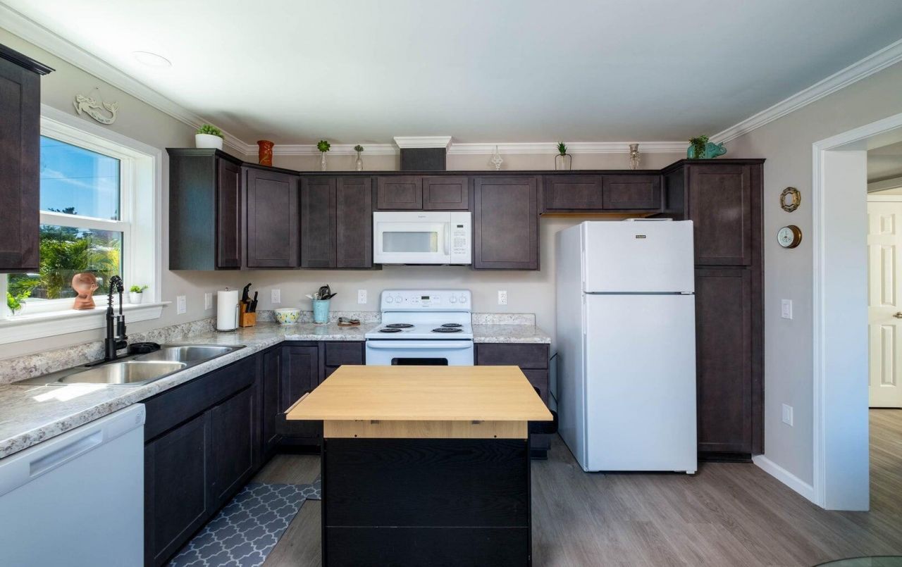 142 Airstream Lane, Tavernier, FL 33070 Photo