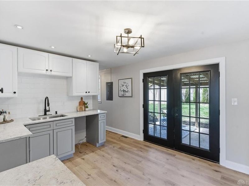 14 Laurelgrove Drive, Englewood, OH 45322 Photo 10