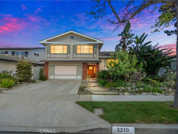 3210 Val Verde, Long Beach, CA 90808