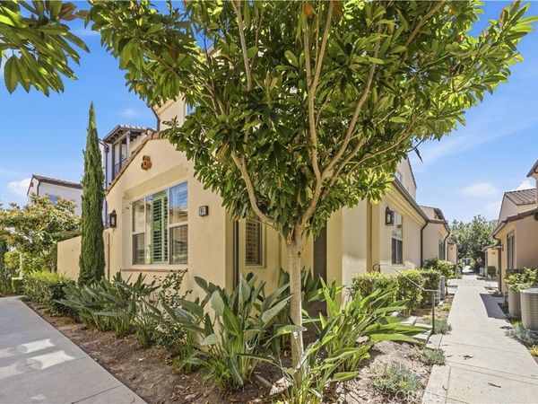 96 Tallowood, Irvine, CA 92620