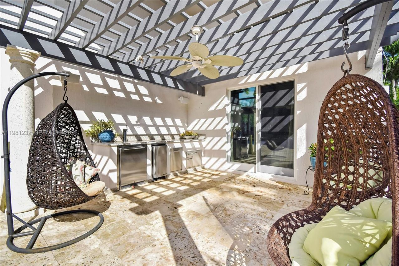 3502 Derby Ln , Weston, FL 33331 Photo