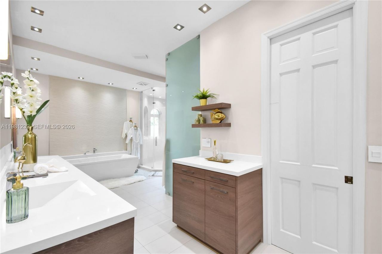 3502 Derby Ln , Weston, FL 33331 Photo