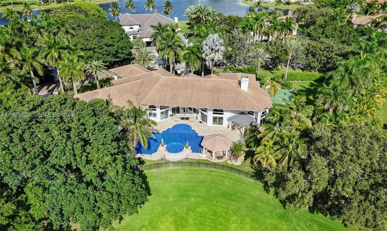 3502 Derby Ln , Weston, FL 33331 Photo