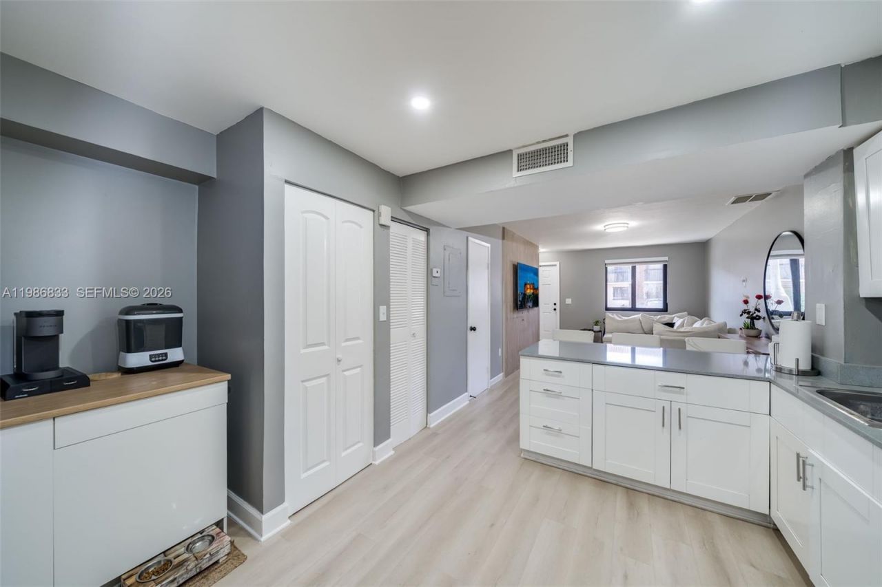 1809 SW 107th Ave , Unit 2705, Miami, FL 33165 Photo