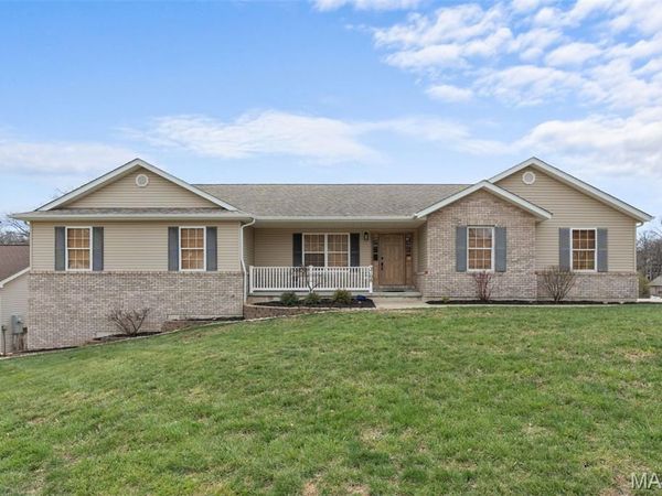 2108 Ashton Hills Court , Washington, MO 63090
