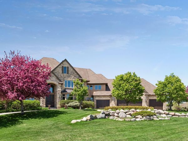 225 Calamus Circle, Medina, MN 55340