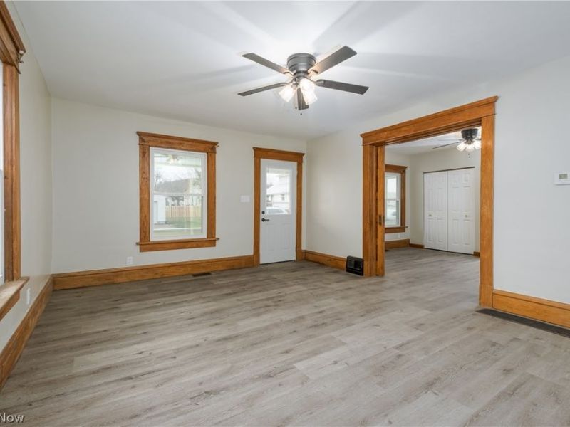 509 Wilson Street, Malvern, OH 44644 Photo 4