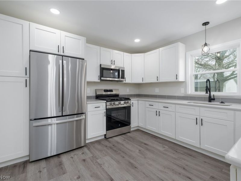 509 Wilson Street, Malvern, OH 44644 Photo 7