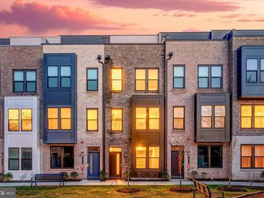 12742 VERDANT WAY , RESTON, VA 20191