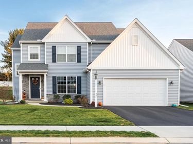 456 PARKSIDE WAY, LITITZ, PA 17543