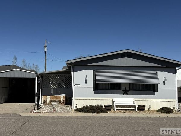 330 W Chubbuck Road, Unit 37, CHUBBUCK, ID 83202