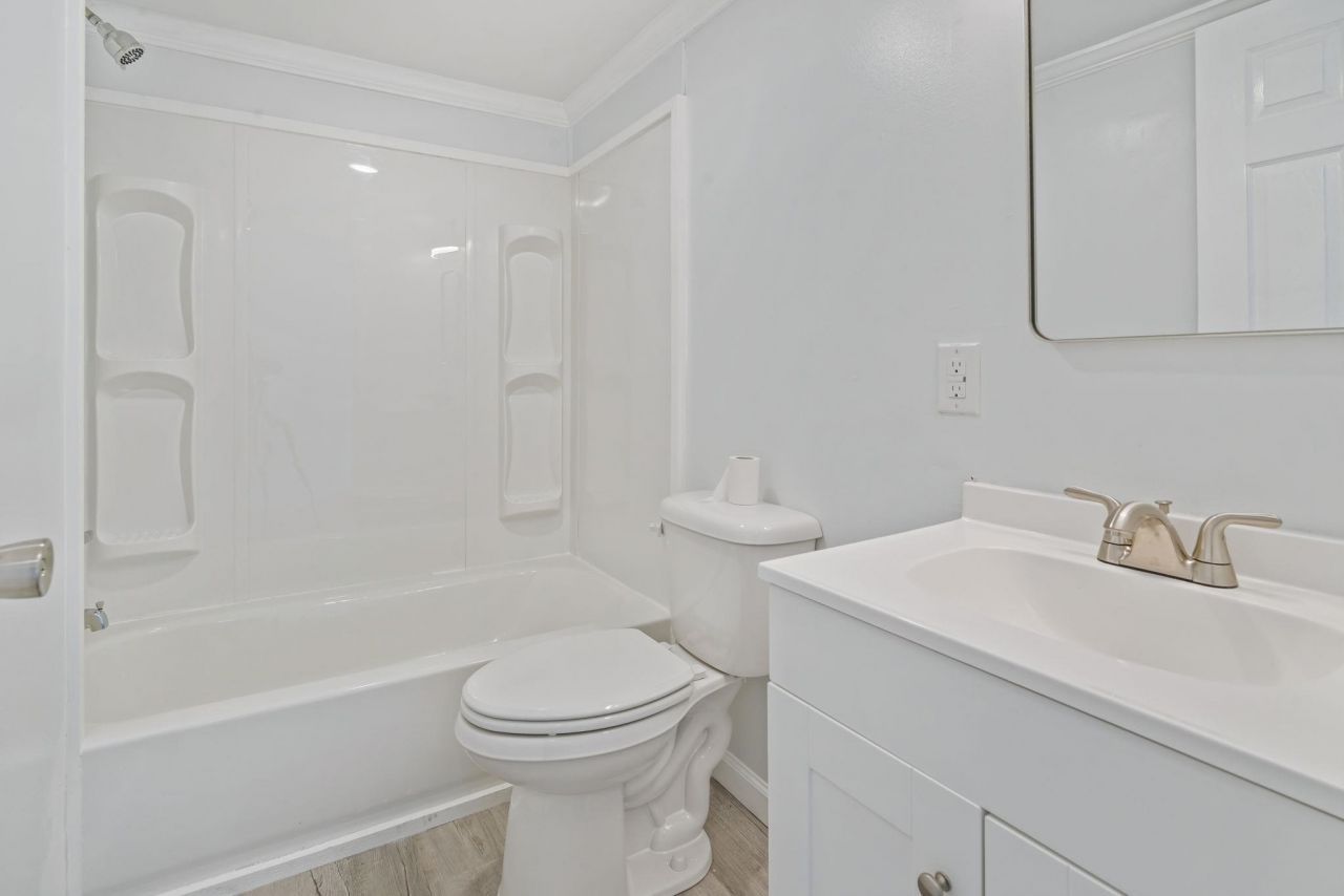 644 Summer Dr. Photo 12