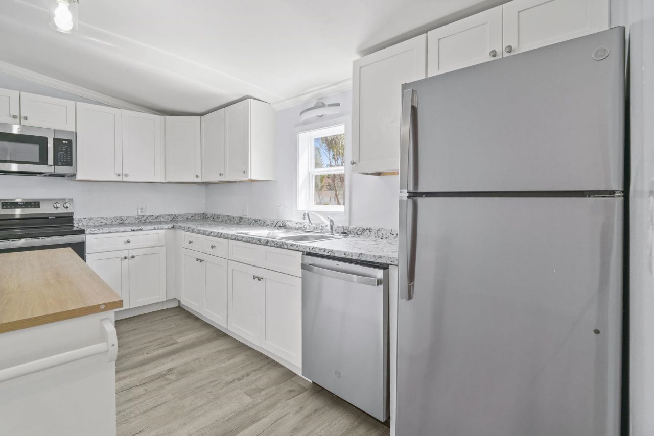 644 Summer Dr. Photo 21