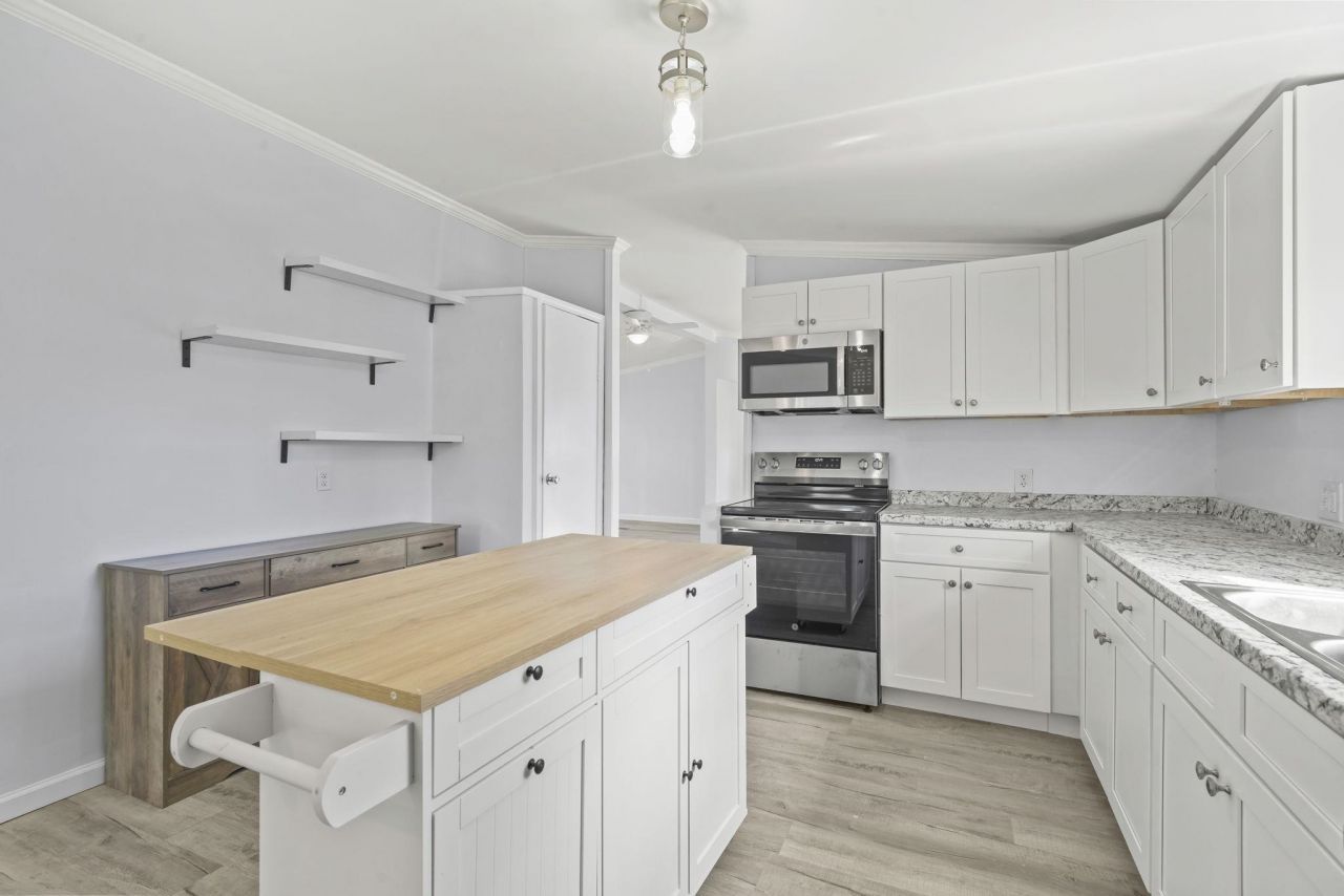 644 Summer Dr. Photo 24