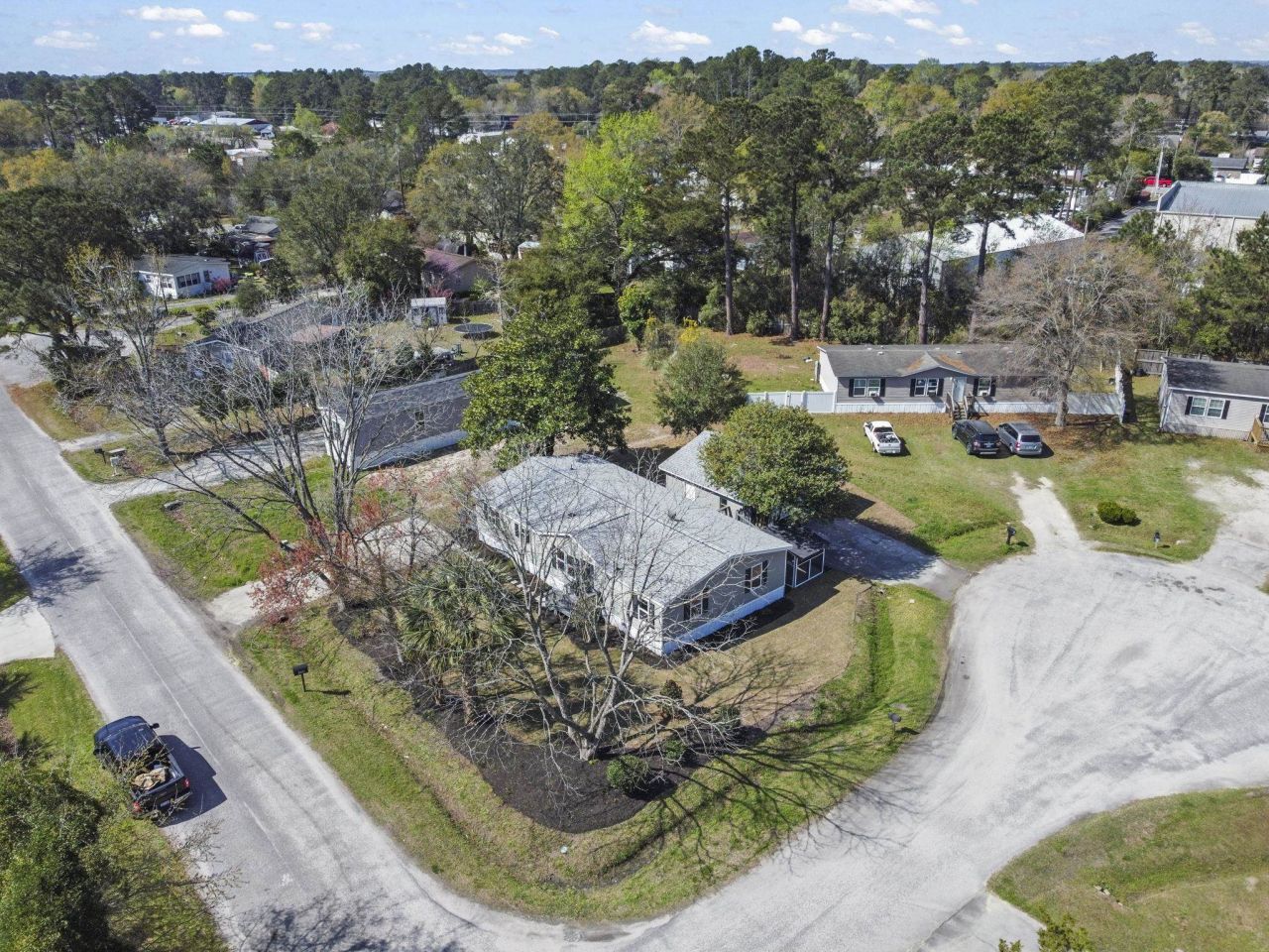 644 Summer Dr. Photo 32