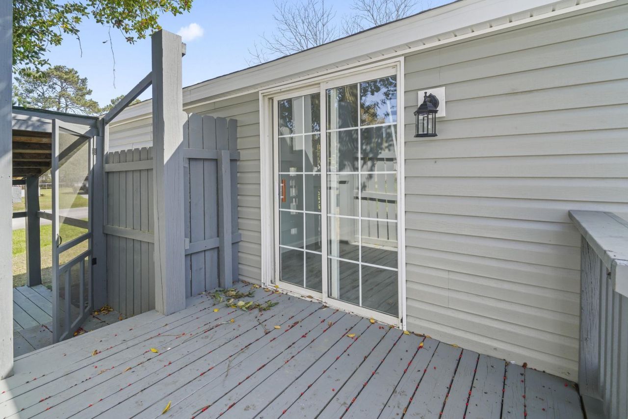 644 Summer Dr. Photo 5