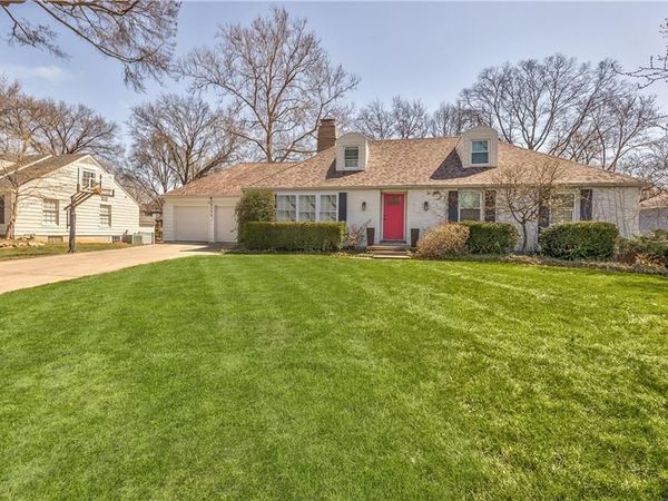 8345 Reinhardt Street, Prairie Village, KS 66206