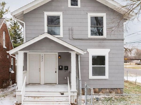 1027 Britten Avenue, Lansing, MI 48910