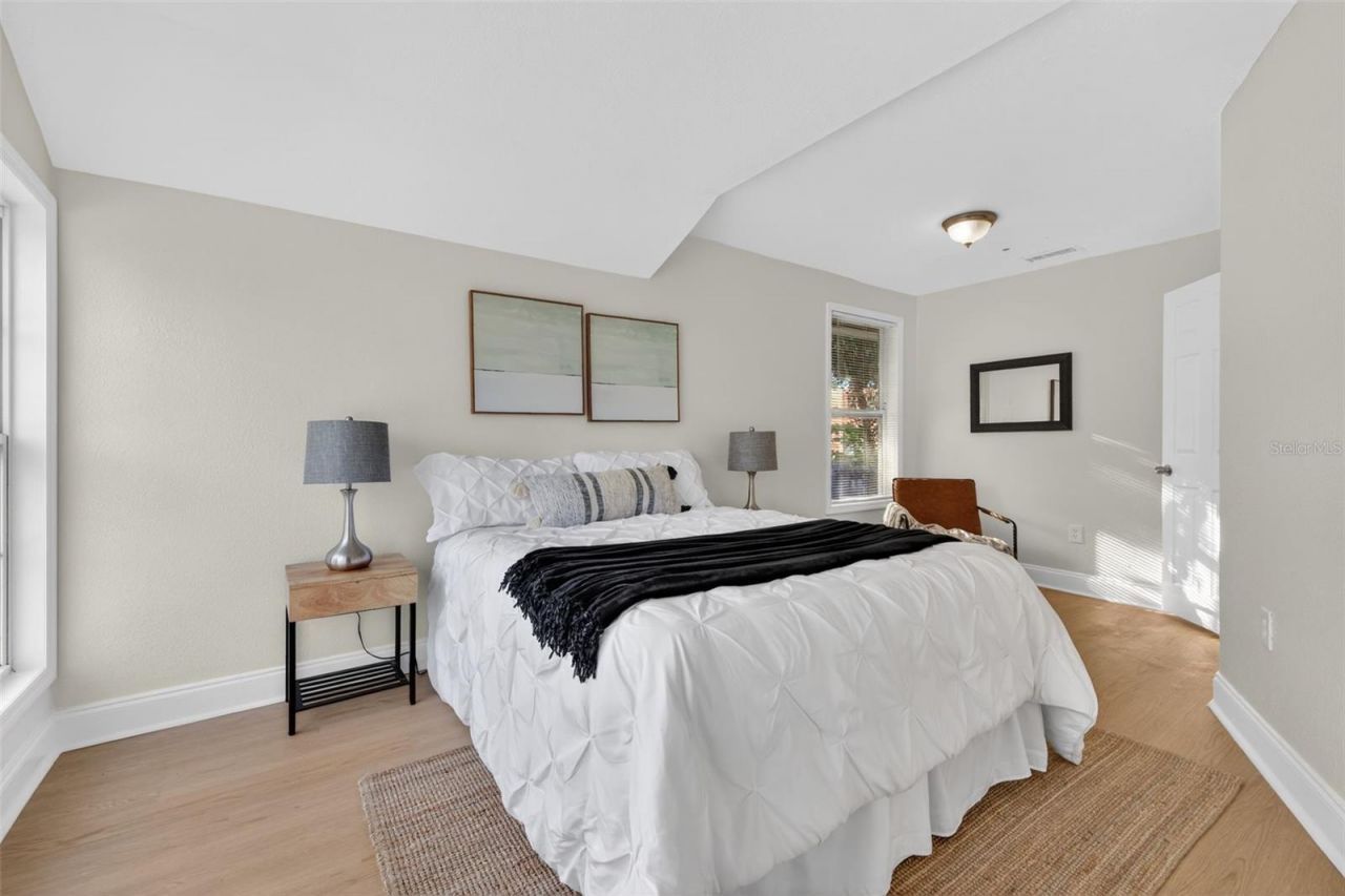 1777 28th Avenue N, Saint Petersburg, FL 33713 Photo