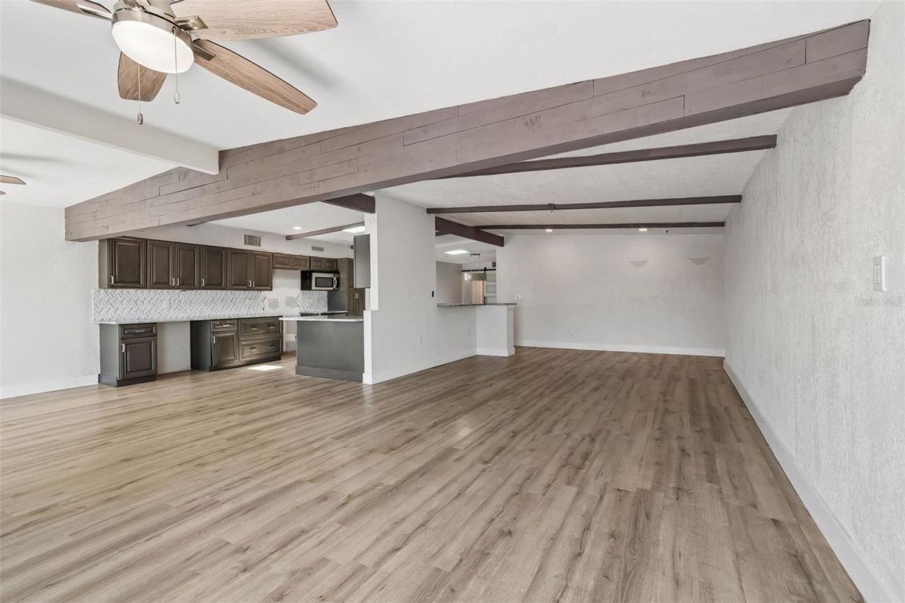 16108 5th Street E, Redington Beach, FL 33708 Photo
