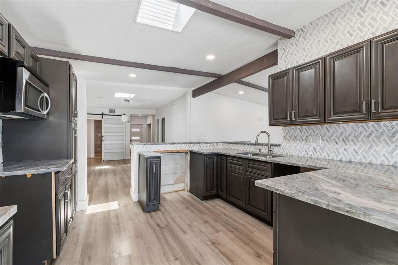 16108 5th Street E, Redington Beach, FL 33708 Photo
