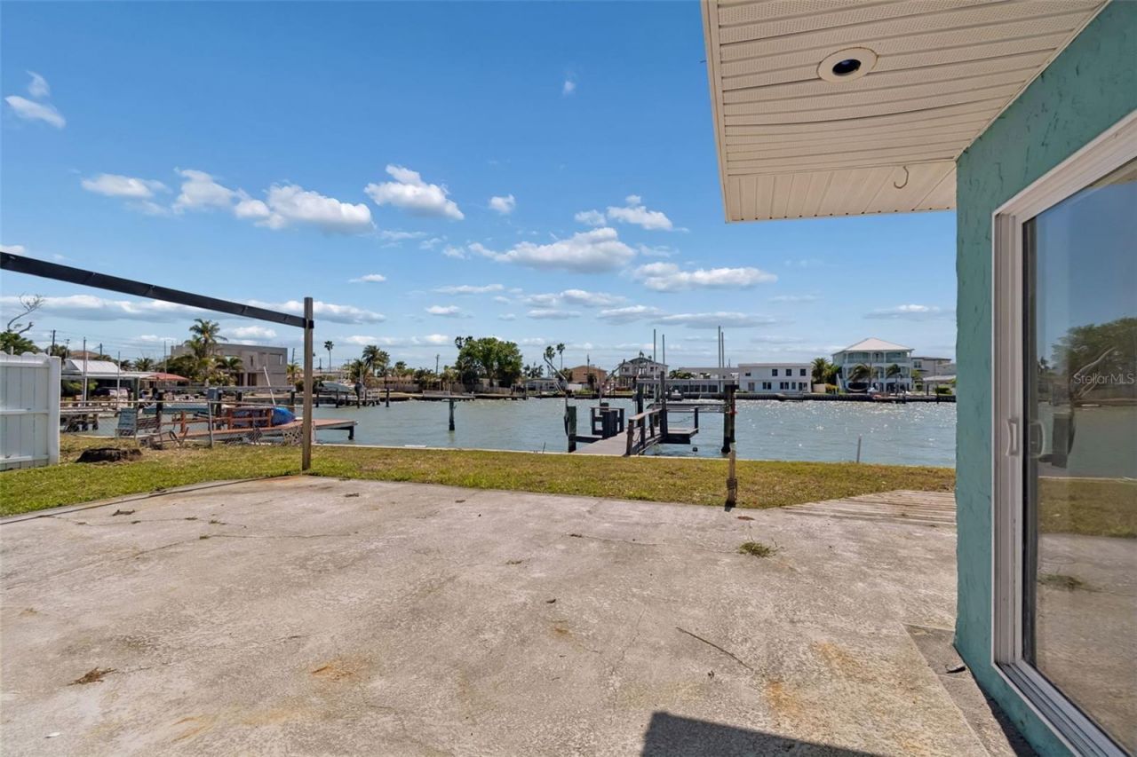 16108 5th Street E, Redington Beach, FL 33708 Photo
