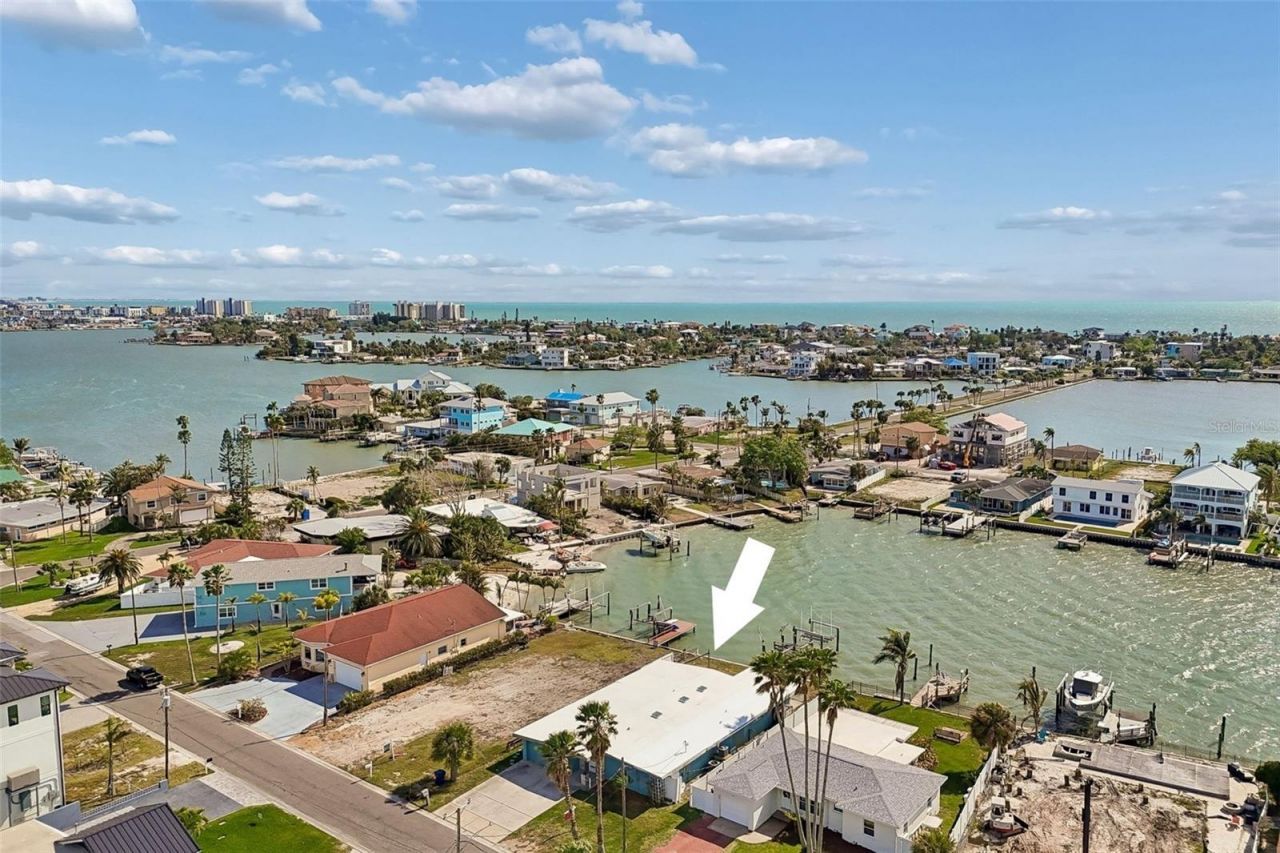 16108 5th Street E, Redington Beach, FL 33708 Photo