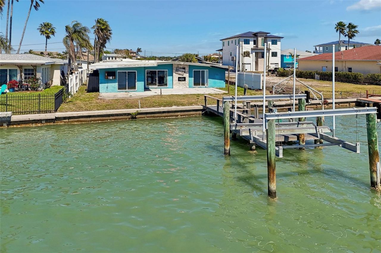 16108 5th Street E, Redington Beach, FL 33708 Photo