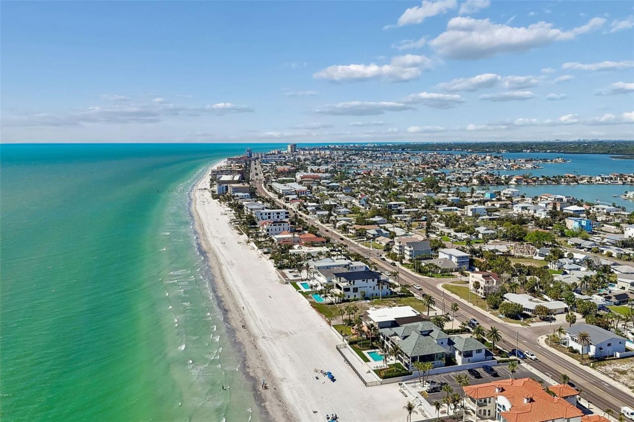 16108 5th Street E, Redington Beach, FL 33708 Photo