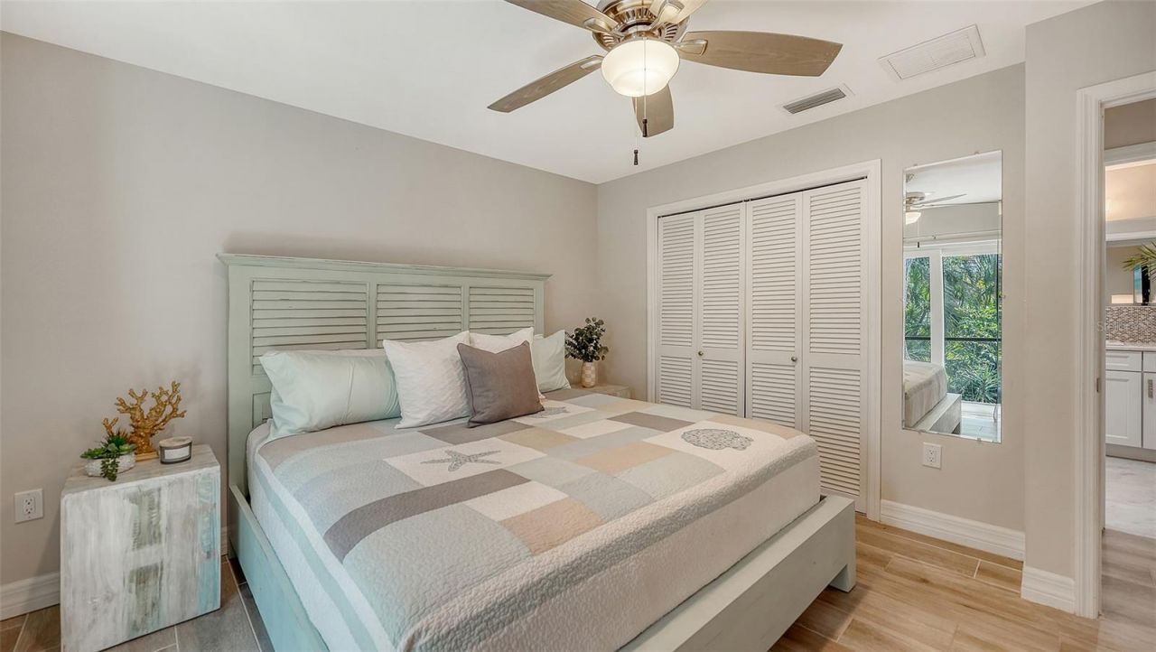 5231 Siesta Cove Drive, Sarasota, FL 34242 Photo