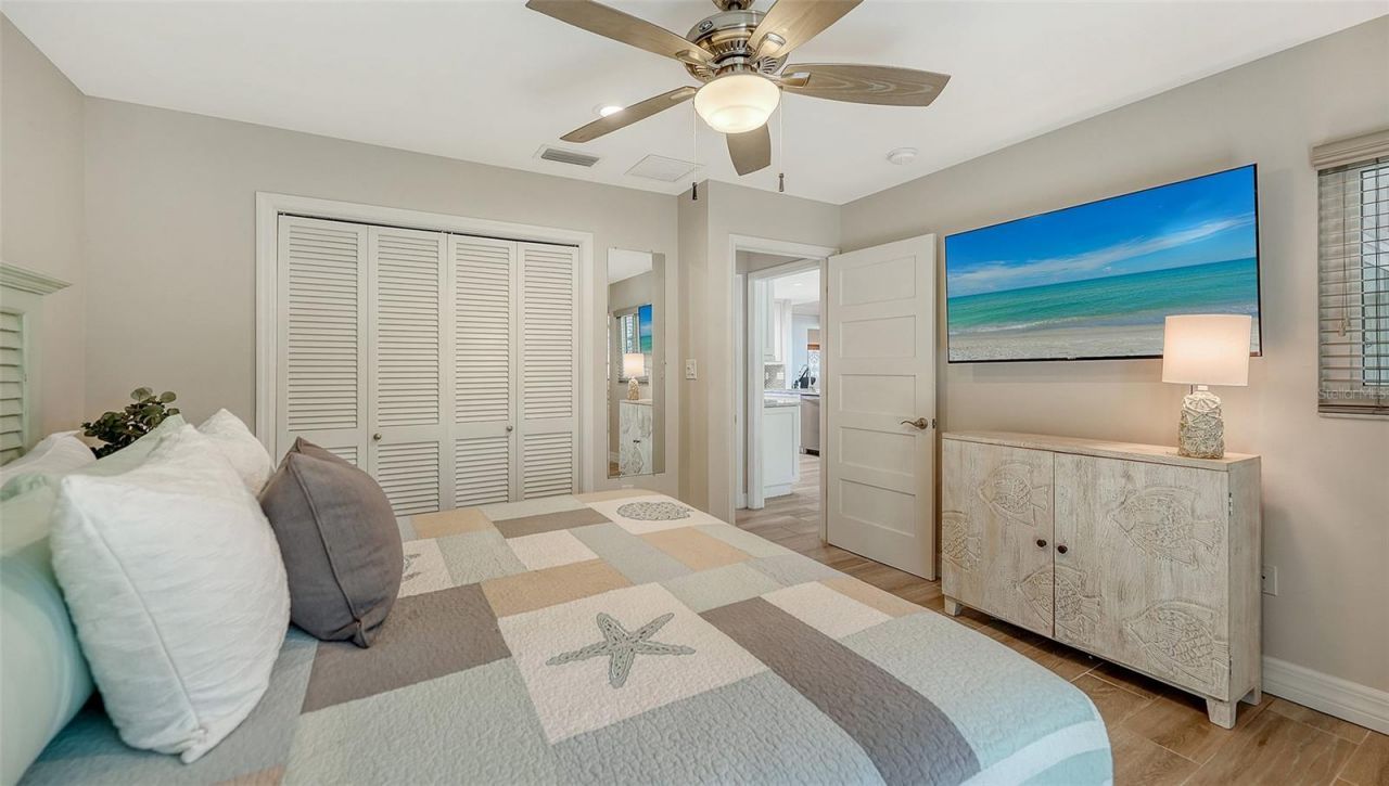 5231 Siesta Cove Drive, Sarasota, FL 34242 Photo