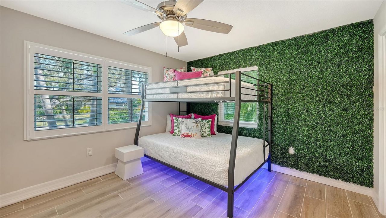 5231 Siesta Cove Drive, Sarasota, FL 34242 Photo