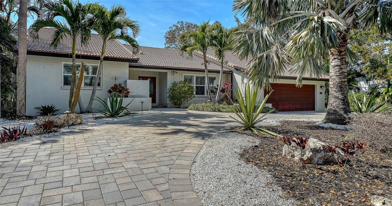 5231 Siesta Cove Drive, Sarasota, FL 34242 Photo