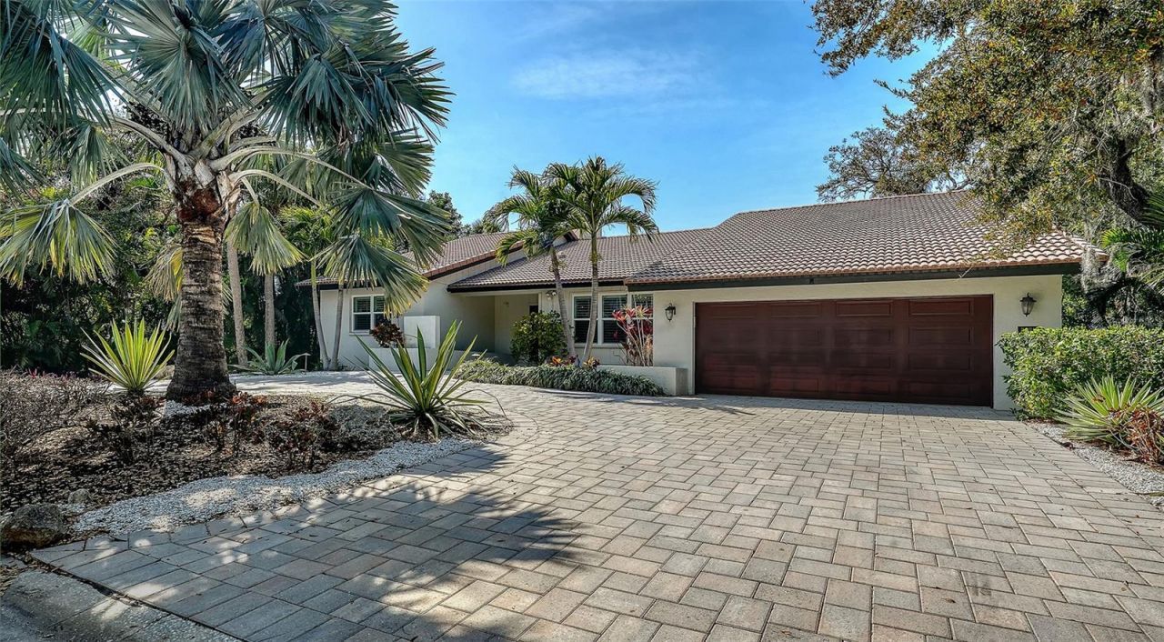 5231 Siesta Cove Drive, Sarasota, FL 34242 Photo