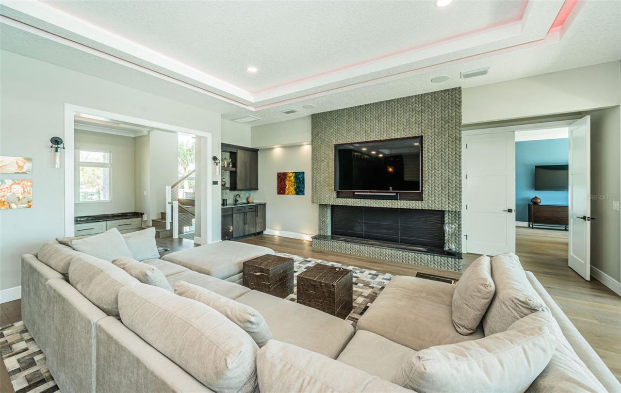 7822 Causeway Boulevard S, Saint Petersburg, FL 33707 Photo