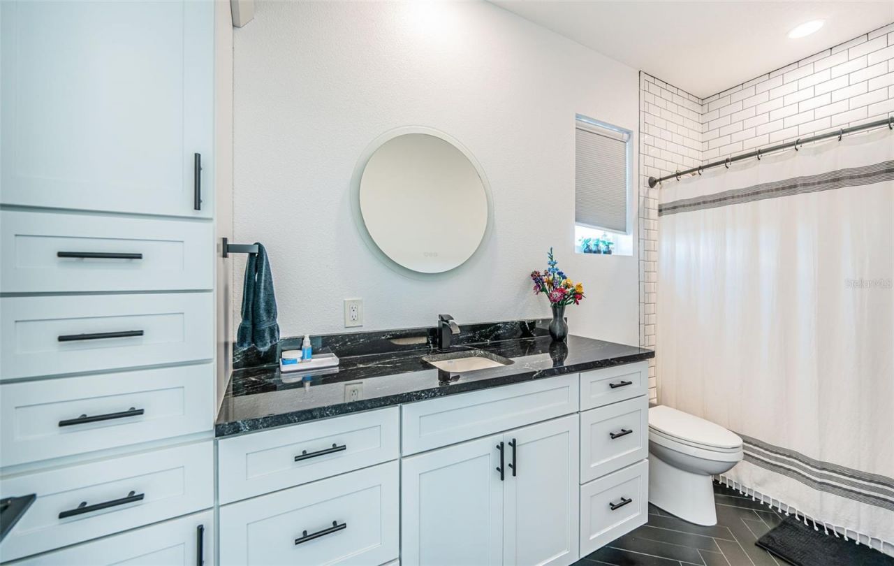 7822 Causeway Boulevard S, Saint Petersburg, FL 33707 Photo