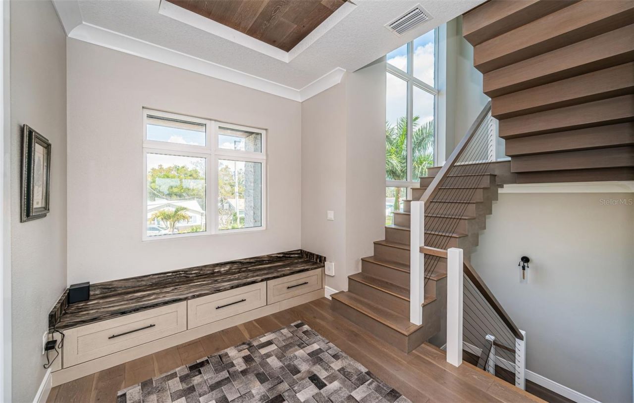 7822 Causeway Boulevard S, Saint Petersburg, FL 33707 Photo