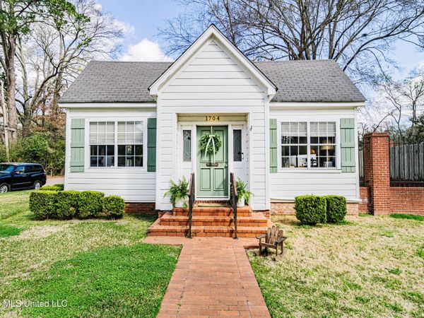 1704 Laurel Street, Jackson, MS 39202