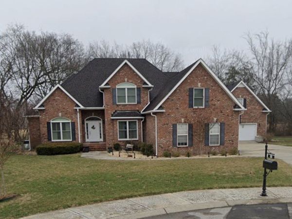 100 Eclipse Dr , Murfreesboro, TN 37129