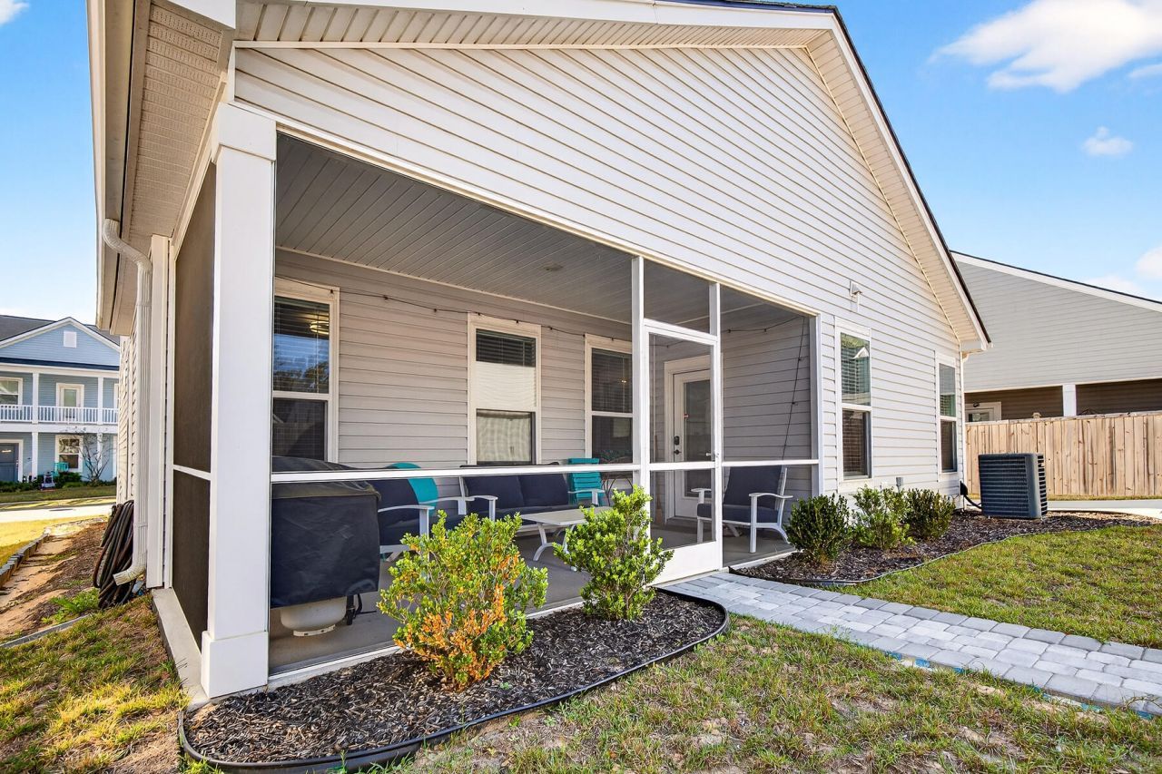 250 Rowans Creek Drive Photo 32