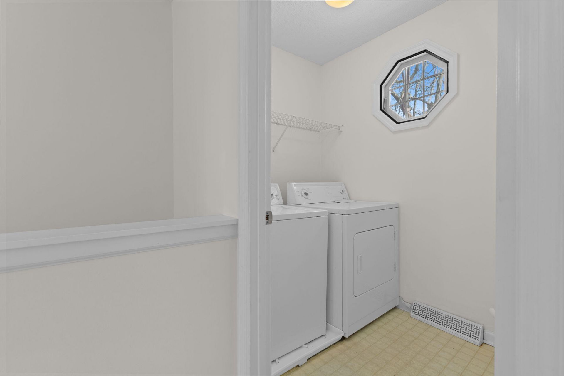 935 Portabella Lane Photo 38