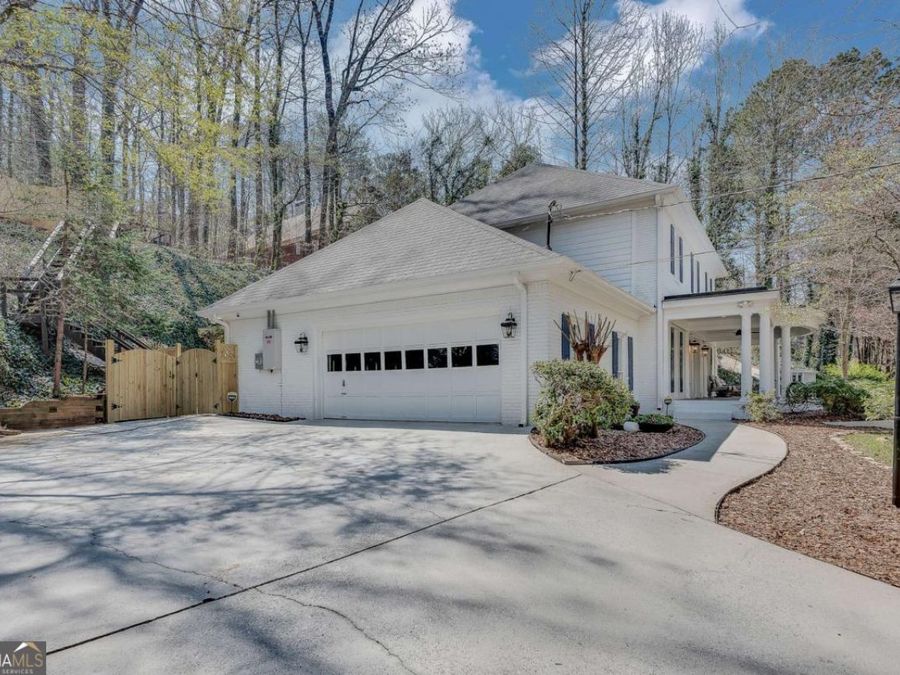 Property Image 4