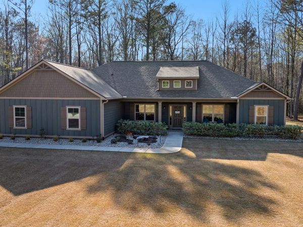 723 Sid Hunter Road, Senoia, GA 30276